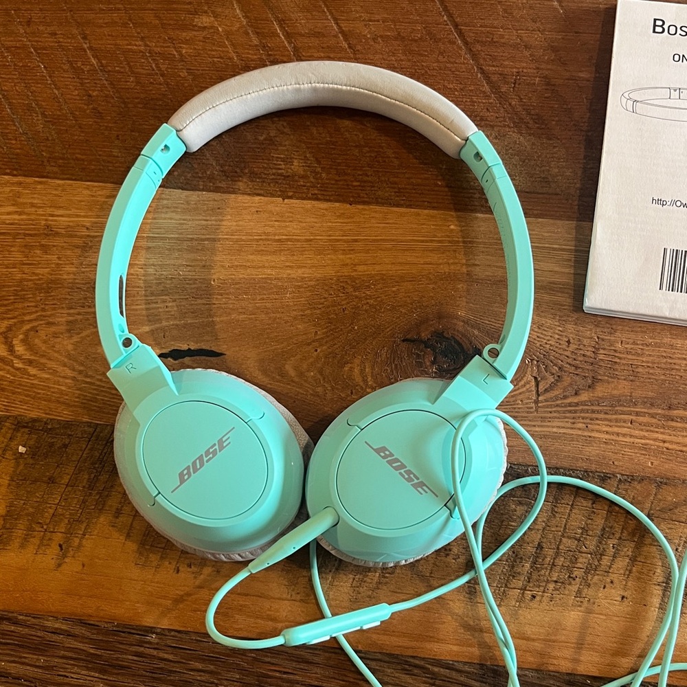 Bose SoundTrue Headphones - Turquoise and Gray - Picture 3 of 4